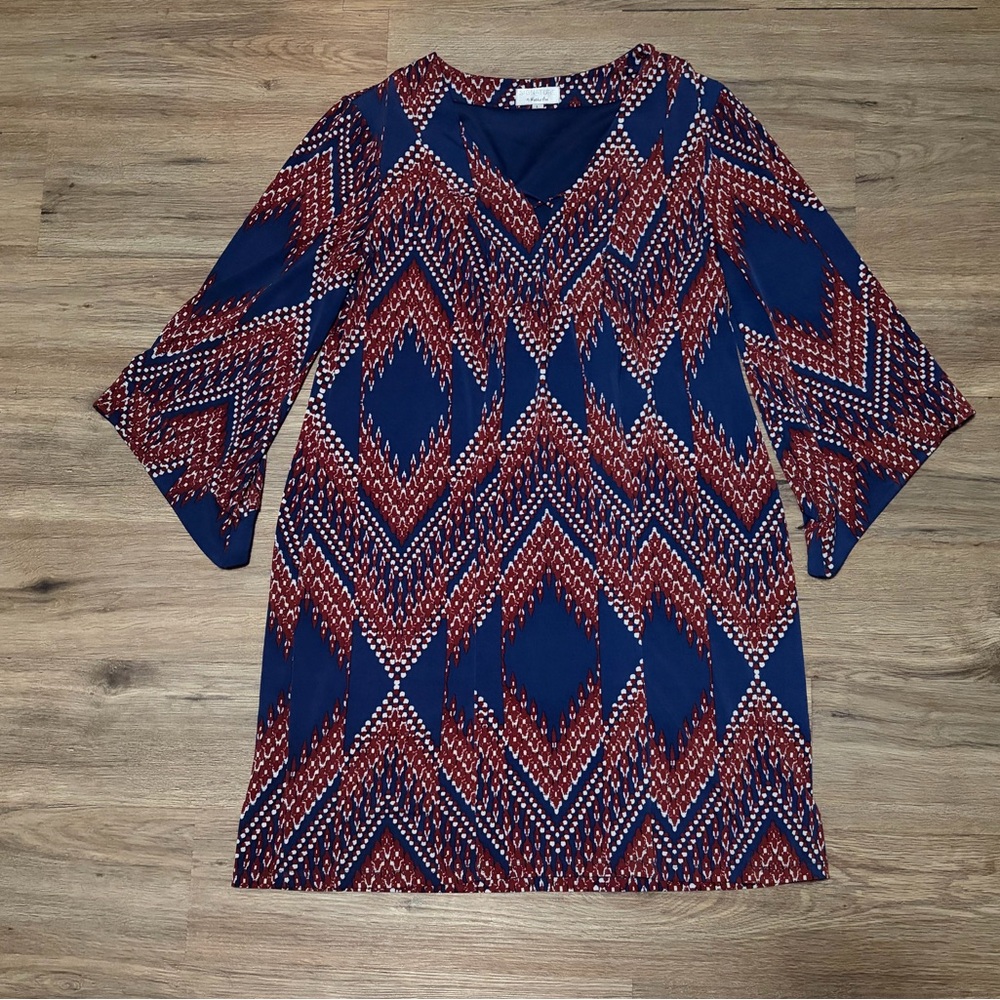 Signature by Robbie Bee Chevron V-Neck Dress - L